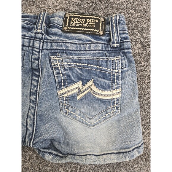 Miss Me Girls Denim Distressed Embroidered Jean Shorts Size 14 - Picture 9 of 11